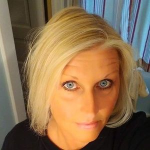 Meet your Posher, Tina